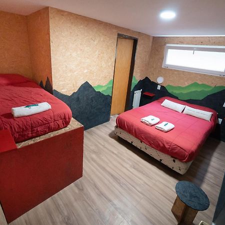 Moving Hostel Travel Bar Bariloche Buitenkant foto
